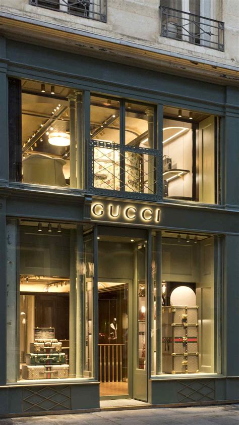 gucci dans le rue|is gucci cheaper in paris.